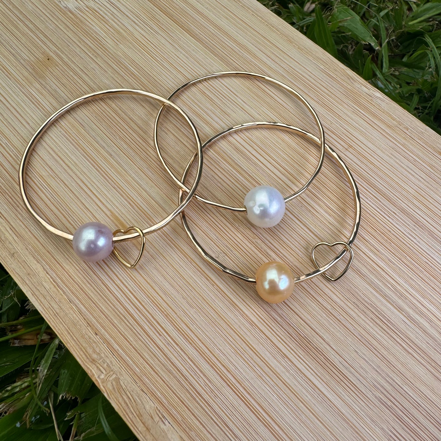 KEIKI, EDISON PEARL BANGLE